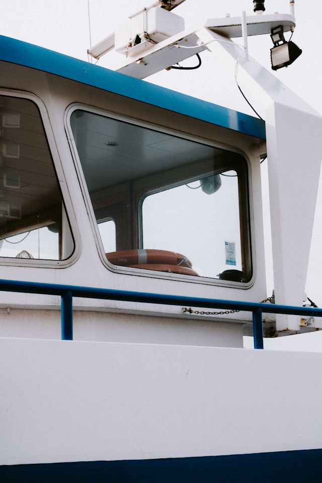 Reparation og tætning af utæt bådvindue – korrekt vedligeholdelse af bådvinduer